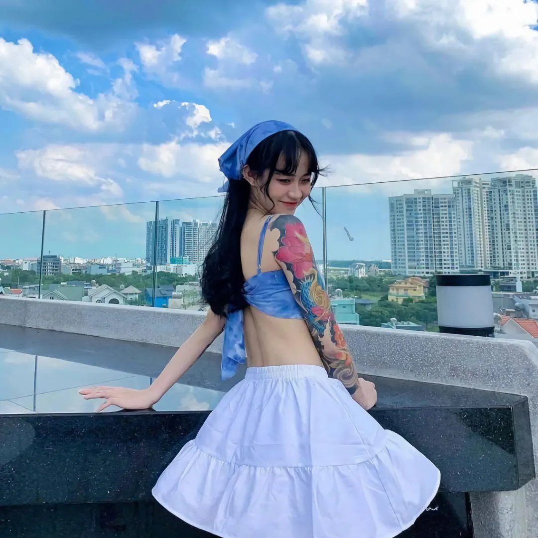 穿过月亮的旅行